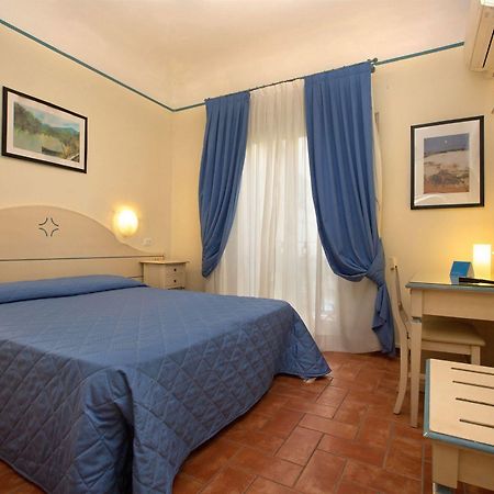 Hotel Crocini Firenze Bagian luar foto