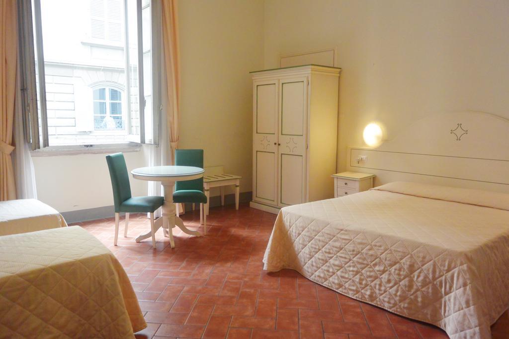 Hotel Crocini Firenze Bagian luar foto