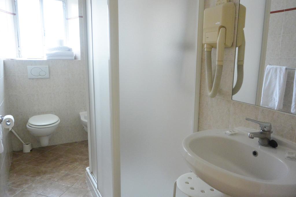 Hotel Crocini Firenze Bagian luar foto