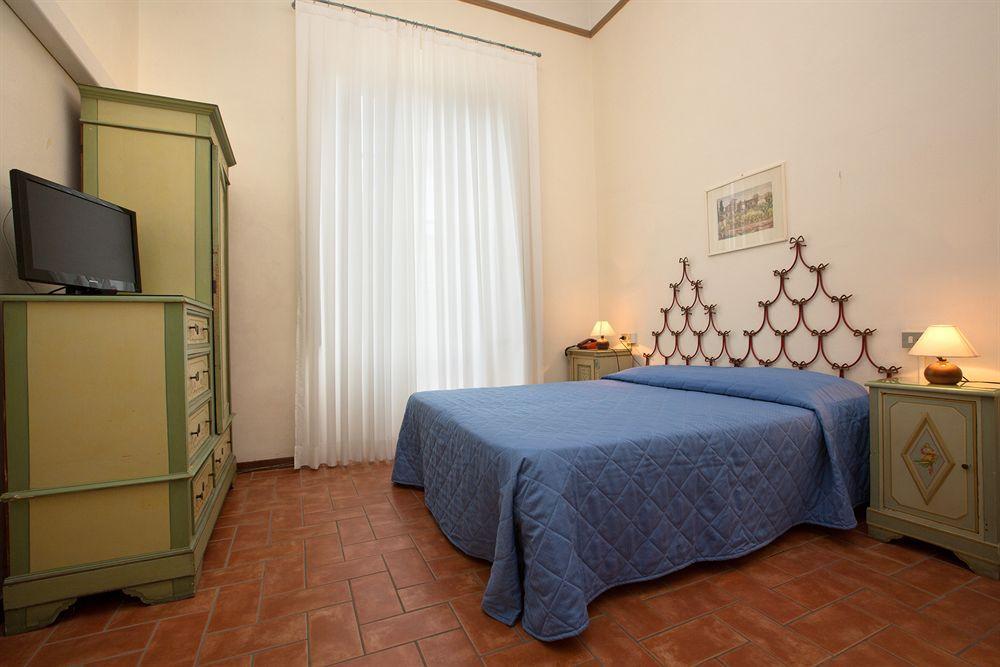 Hotel Crocini Firenze Bagian luar foto