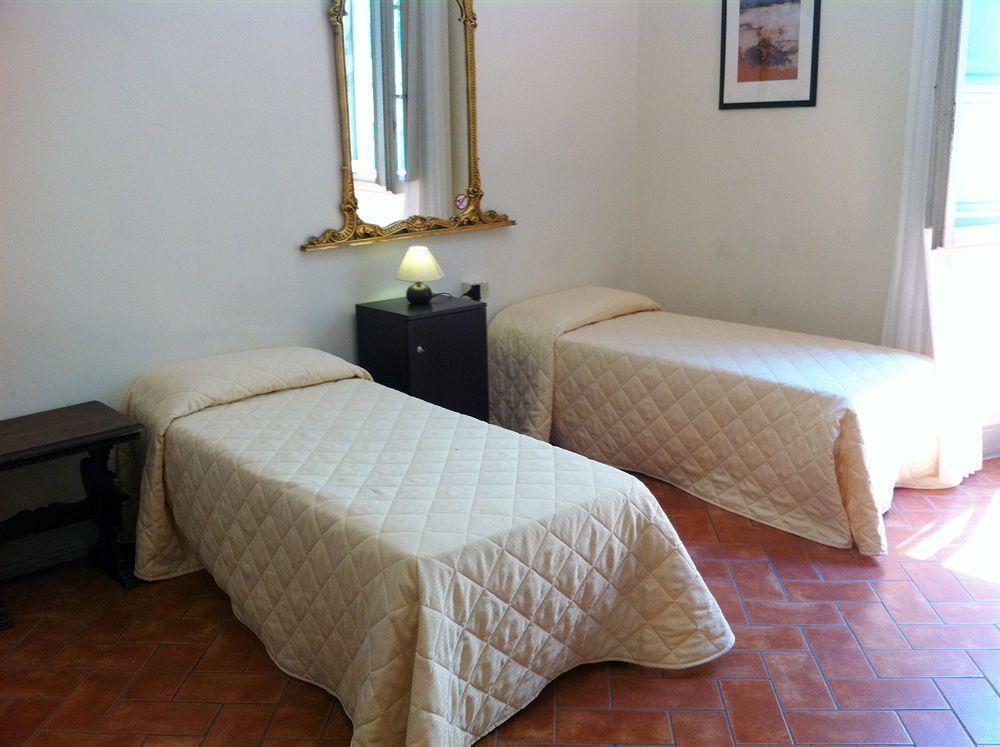 Hotel Crocini Firenze Bagian luar foto