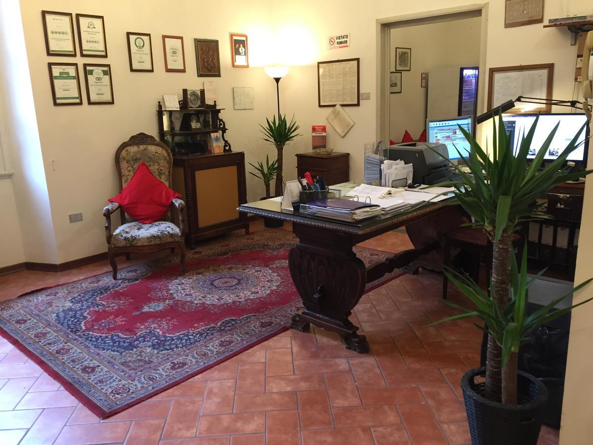 Hotel Crocini Firenze Bagian luar foto