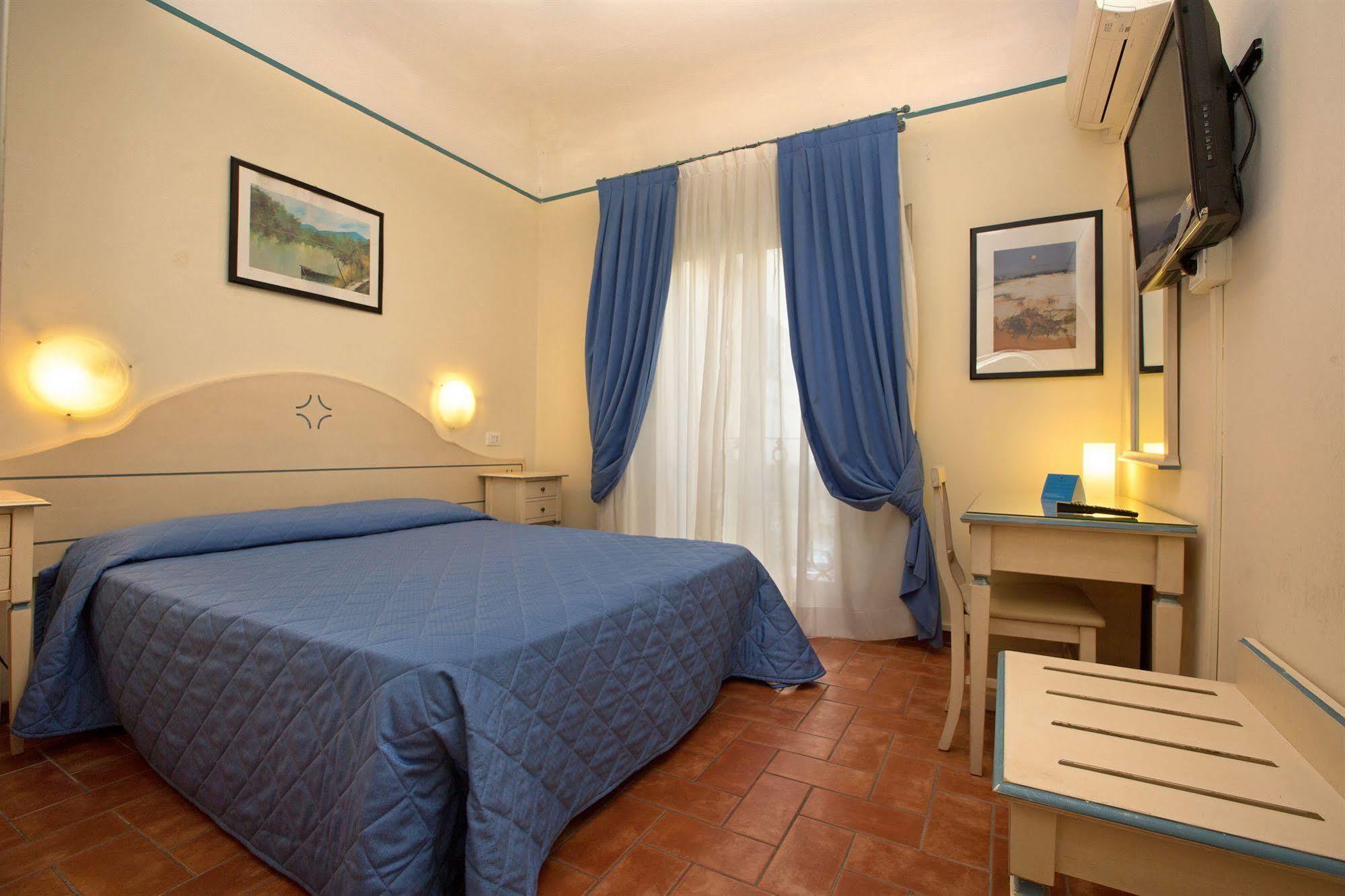 Hotel Crocini Firenze Bagian luar foto