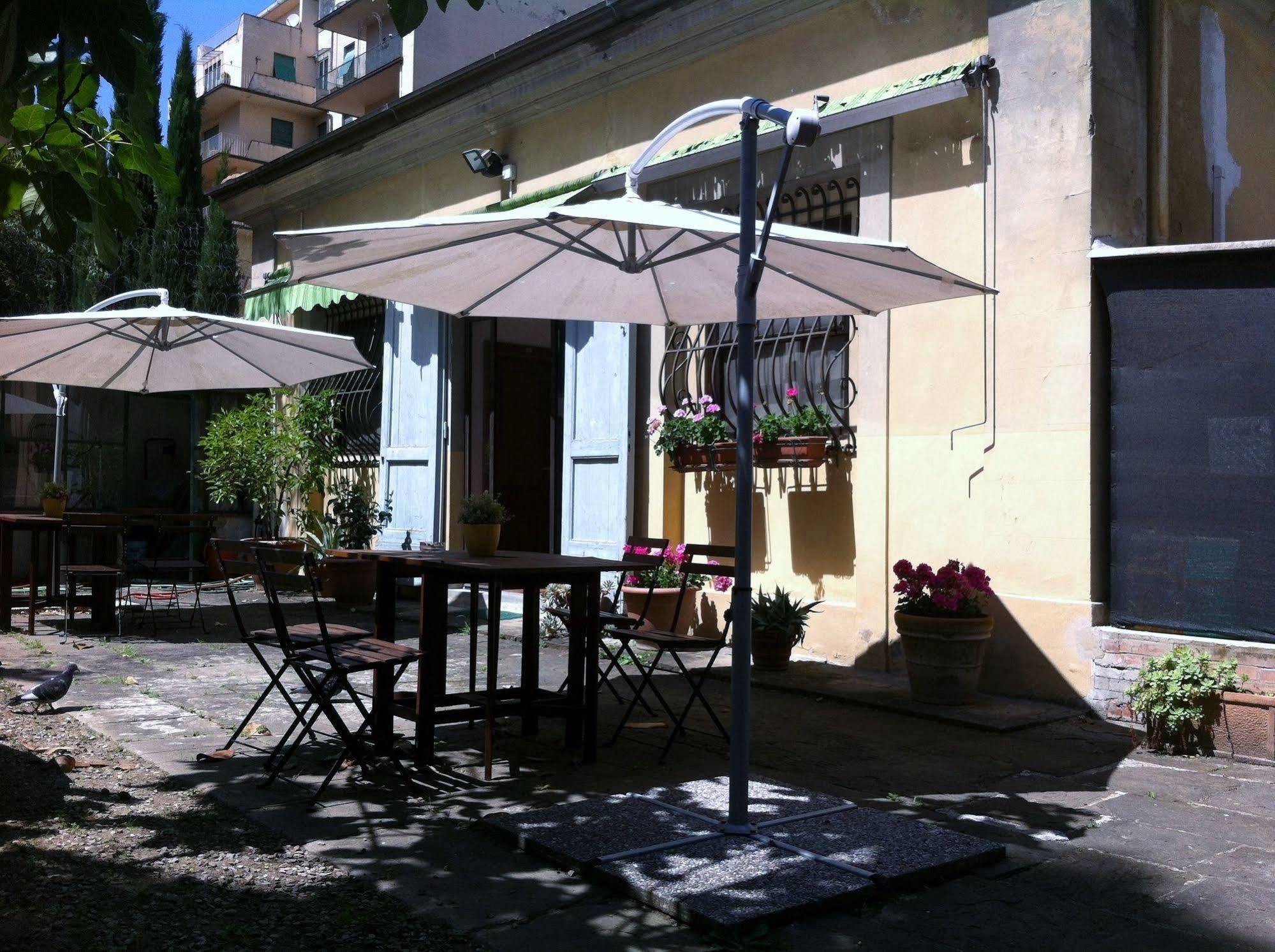 Hotel Crocini Firenze Bagian luar foto